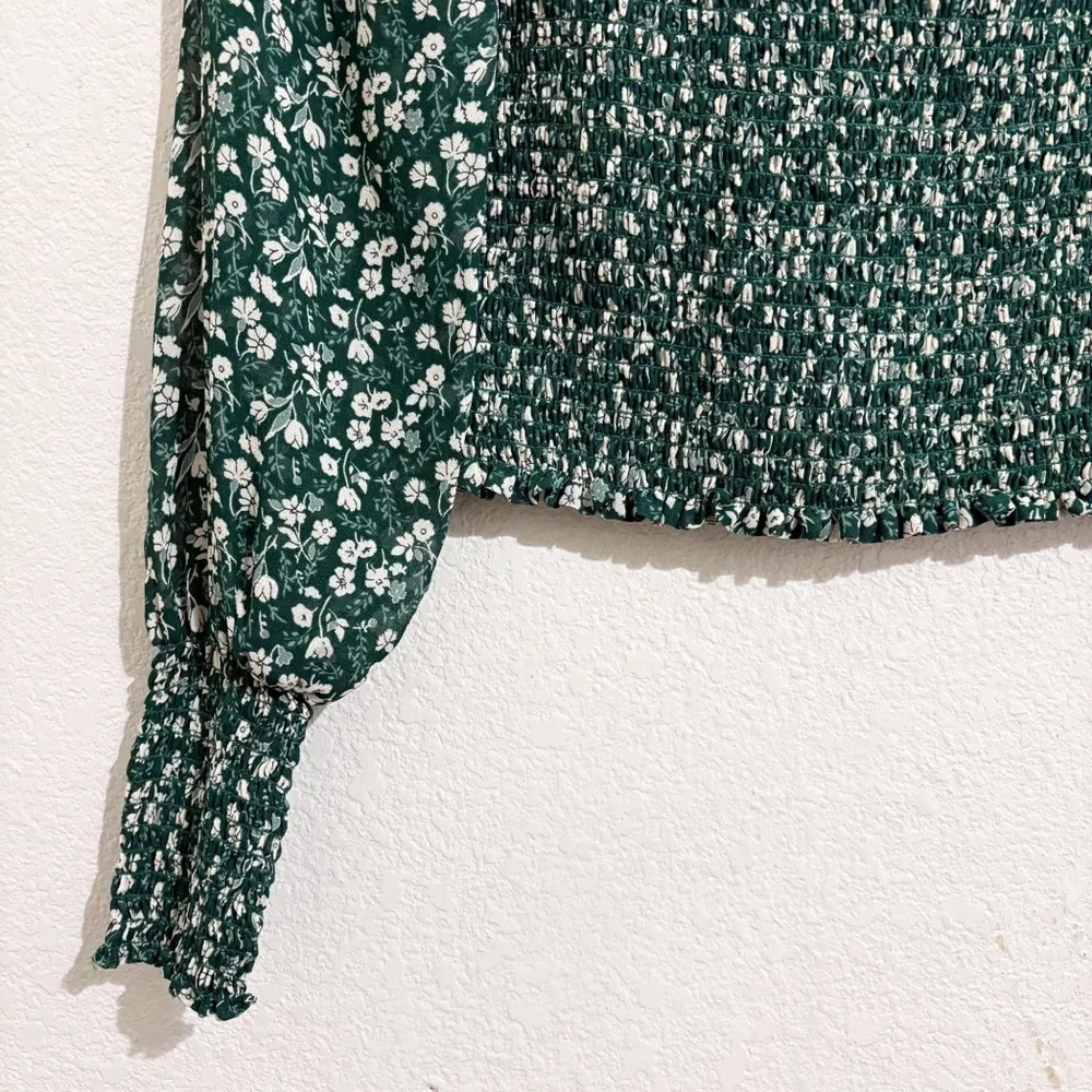 Reformation‎ Pinto Long Puff Sleeve Smocked Top in Parsley Green & White Floral